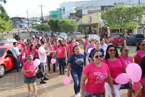 Secretaria Municipal de Saúde de Buritis realiza caminhada em alusão ao “outubro rosa”